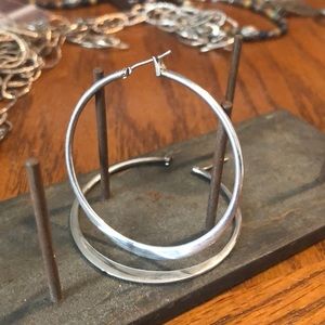 Flat hoop earrings